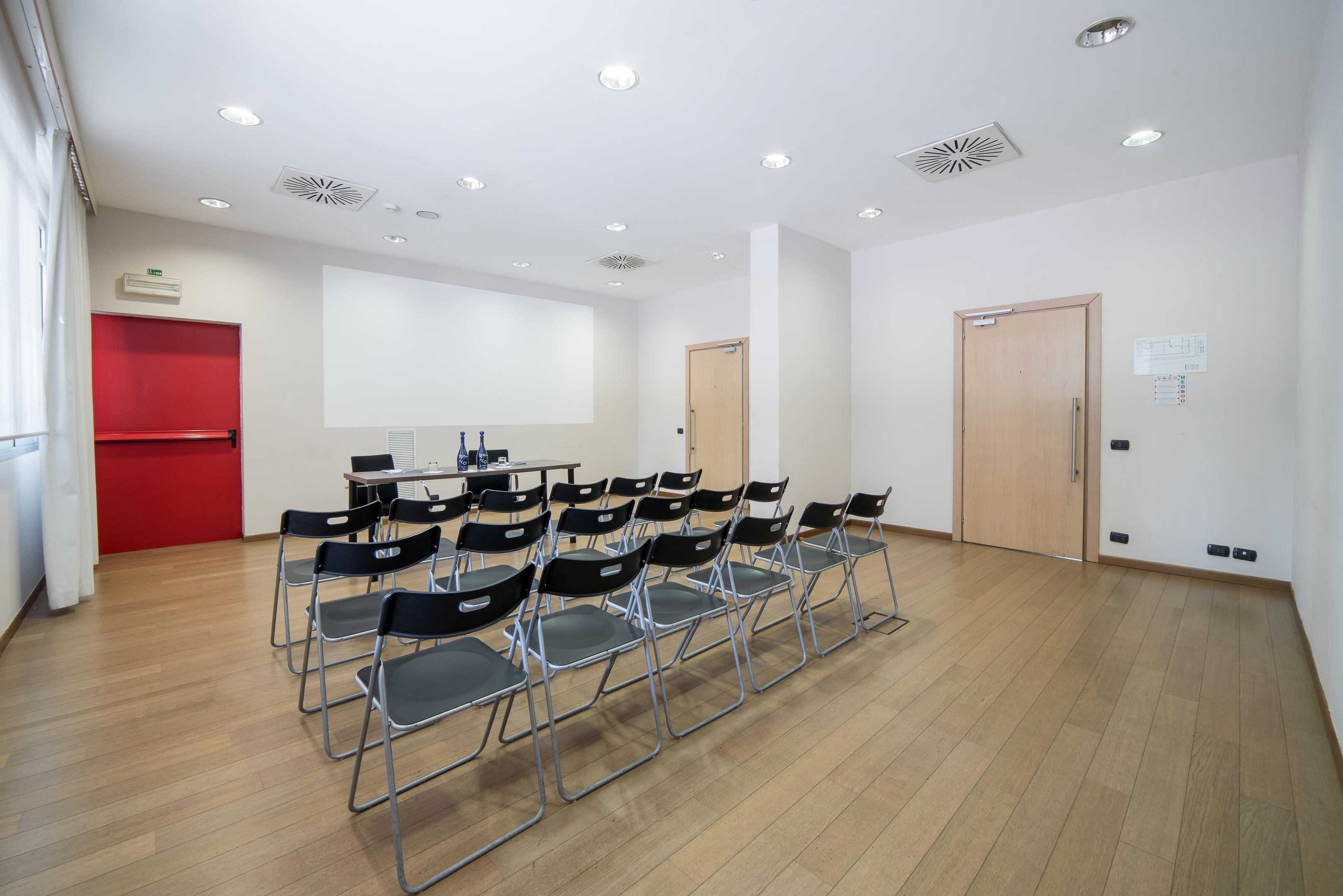 Idea Hotel Torino Mirafiori Экстерьер фото